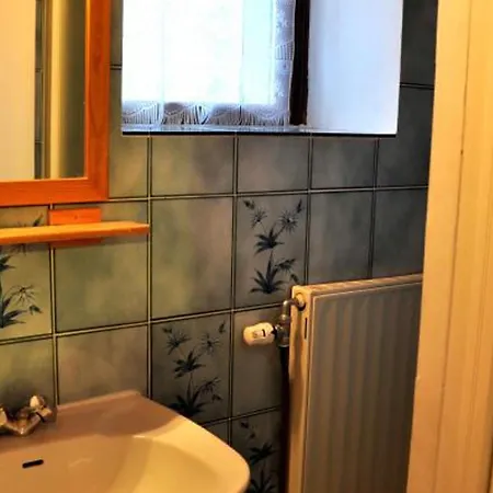 Hétvégi ház Avec Wifi Et Terrasse, A 15 Min De Saint-etienne - Fr-1-496-41 *